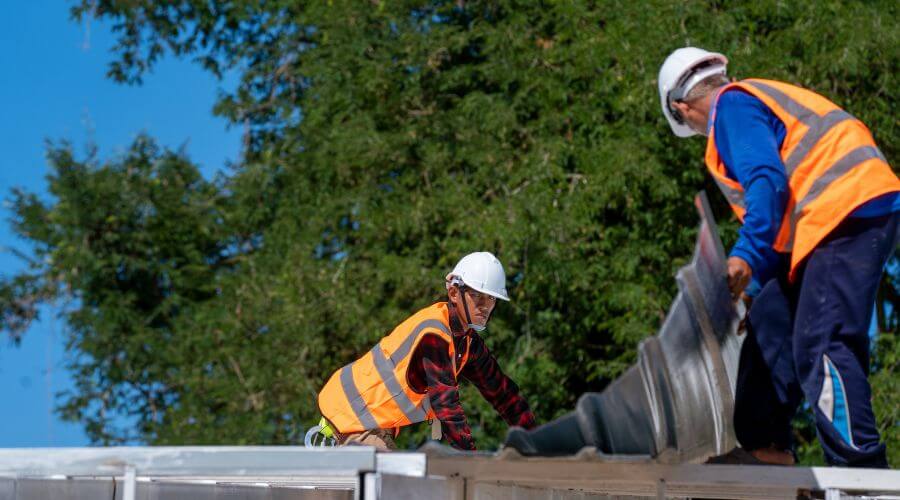 Professional residential roofers in Albin, WY